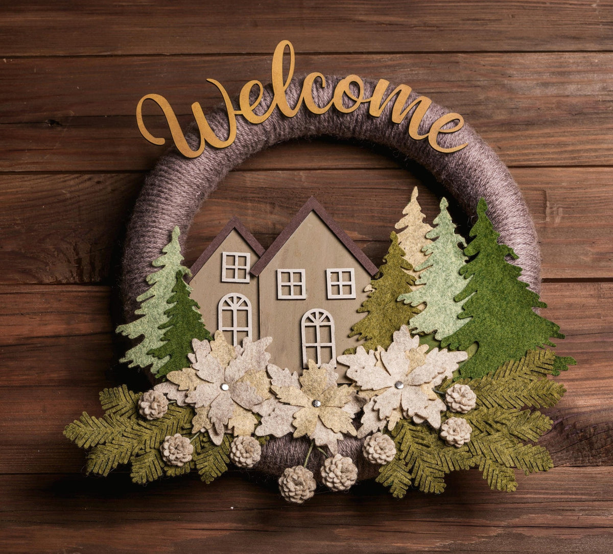 Christmas Felt Floral Wreath - image 4