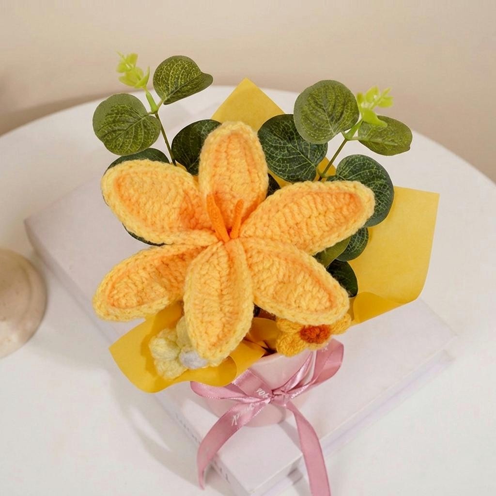 Crochet Lily Arrangement - image 4