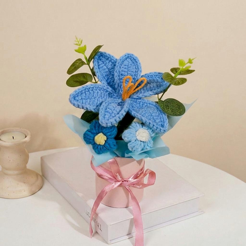 Crochet Lily Arrangement - image 7