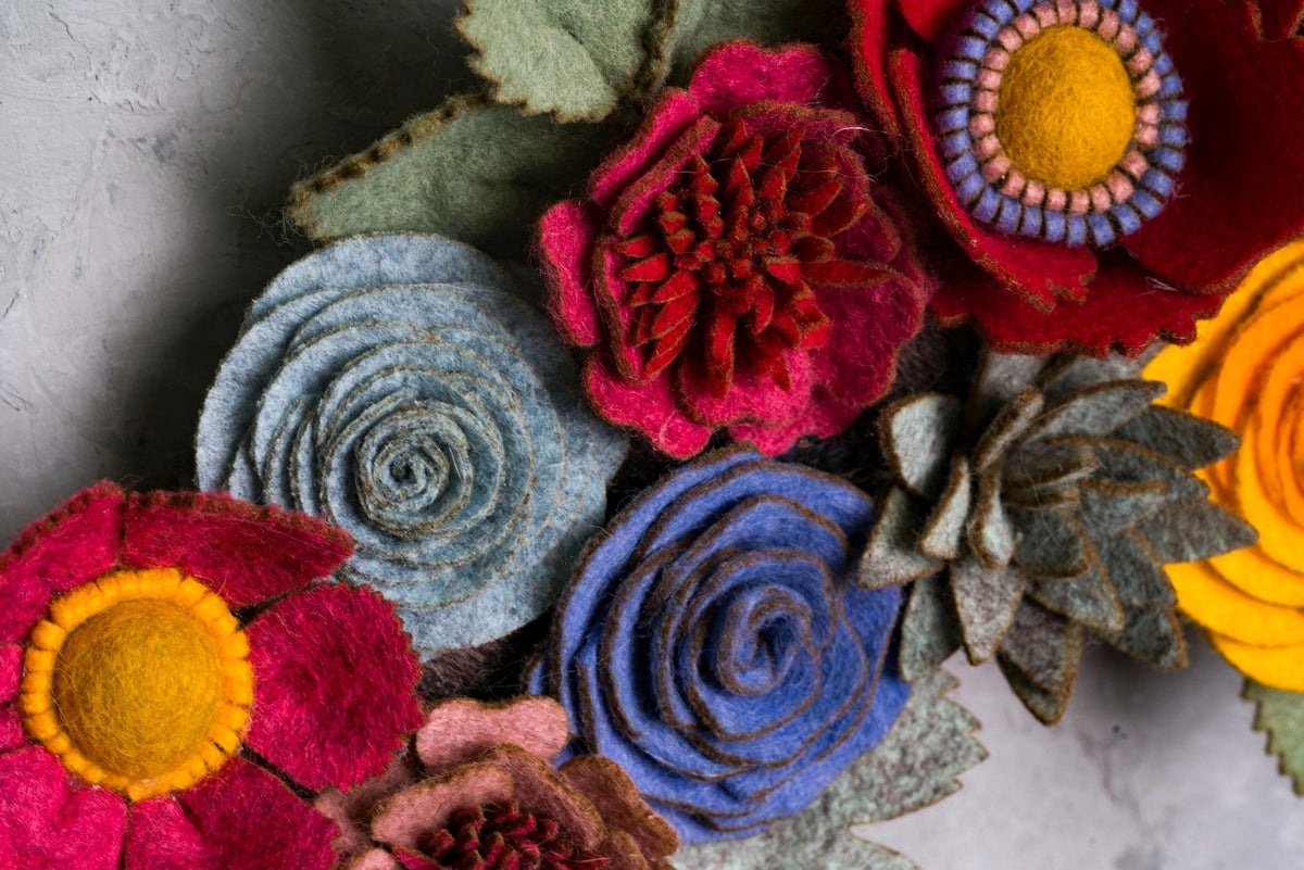 Rustic Felt Floral Wreath - Style 3 - image 7