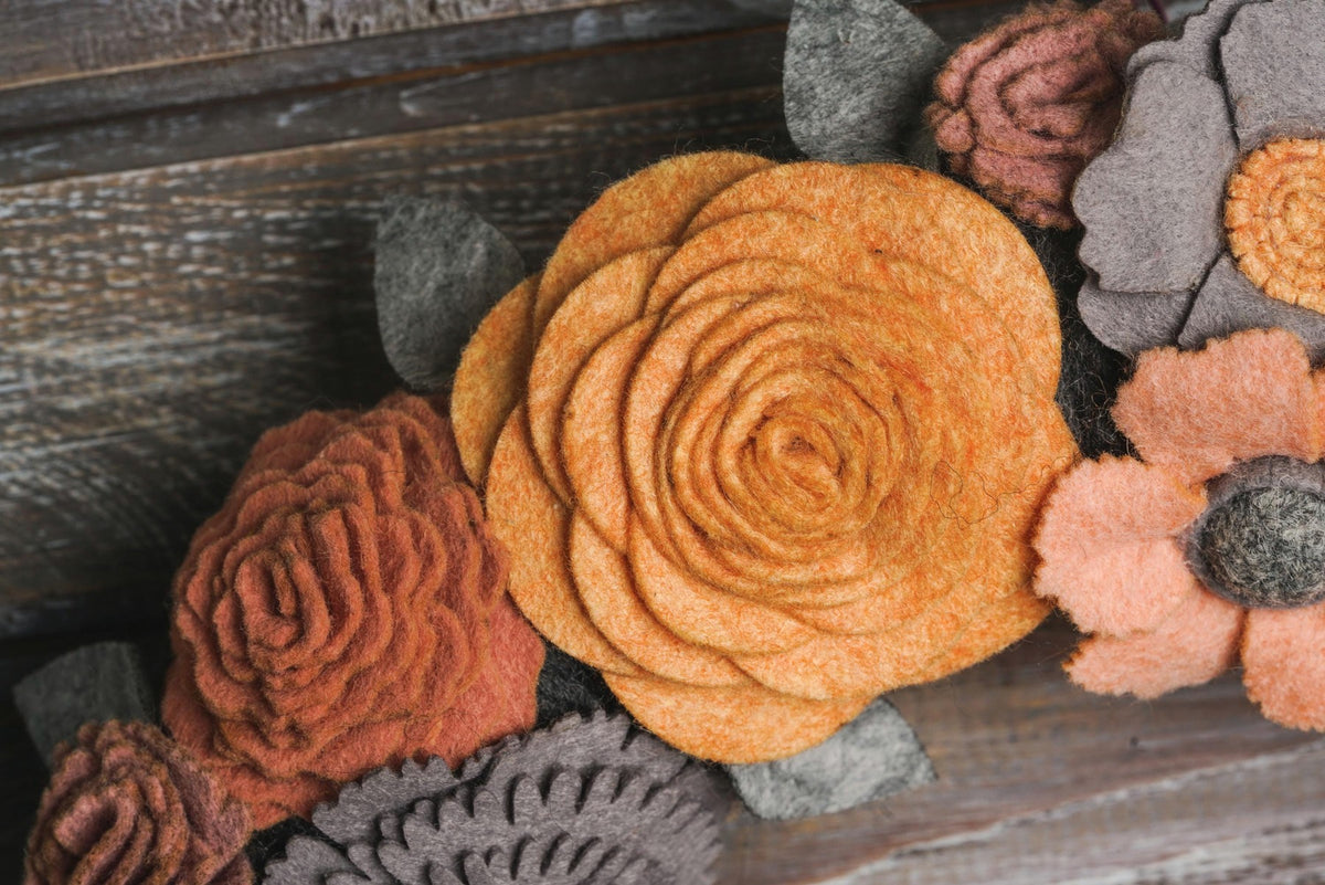 Rustic Felt Floral Wreath - Style 4 - image 10