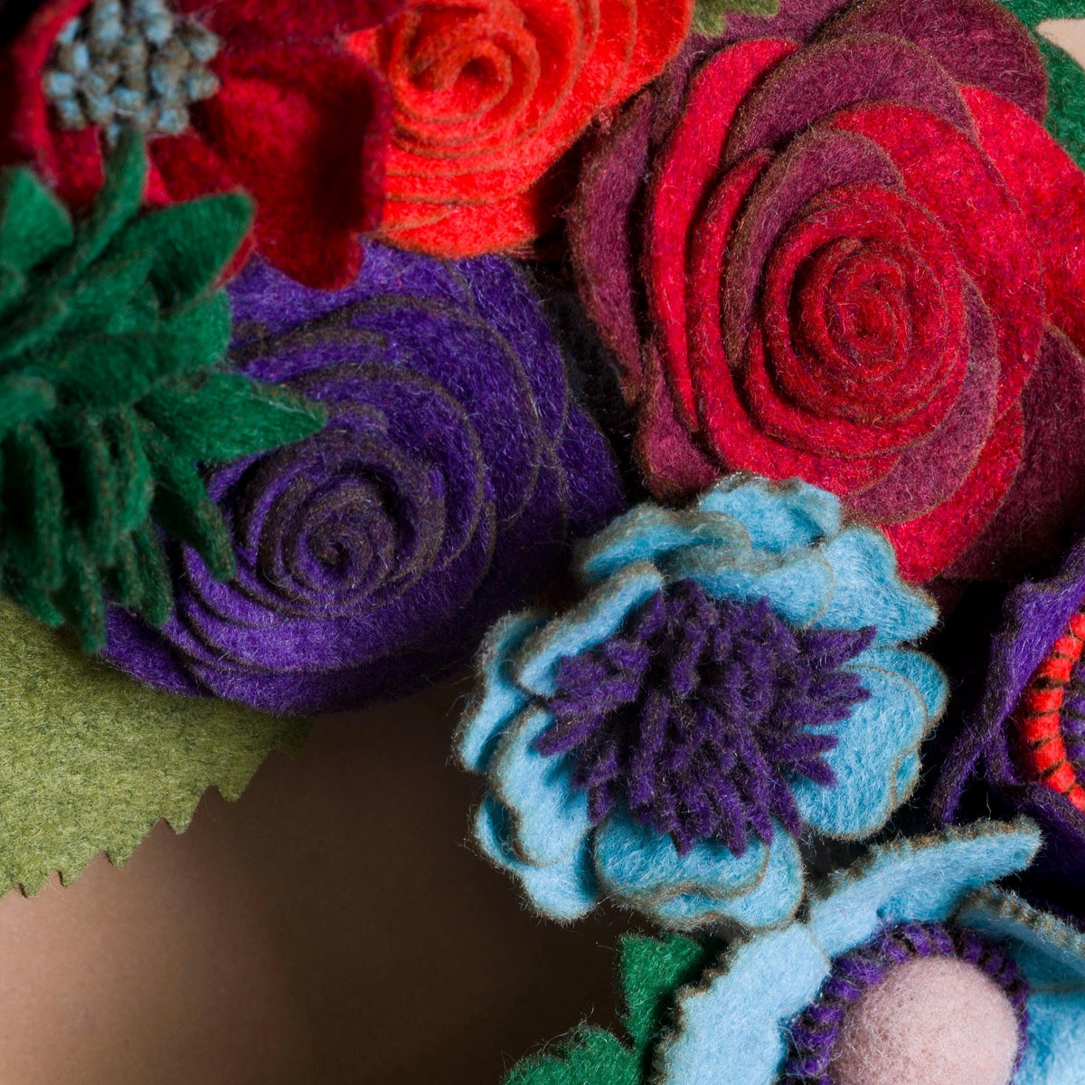 Rustic Felt Floral Wreath - Style 6 - image 9