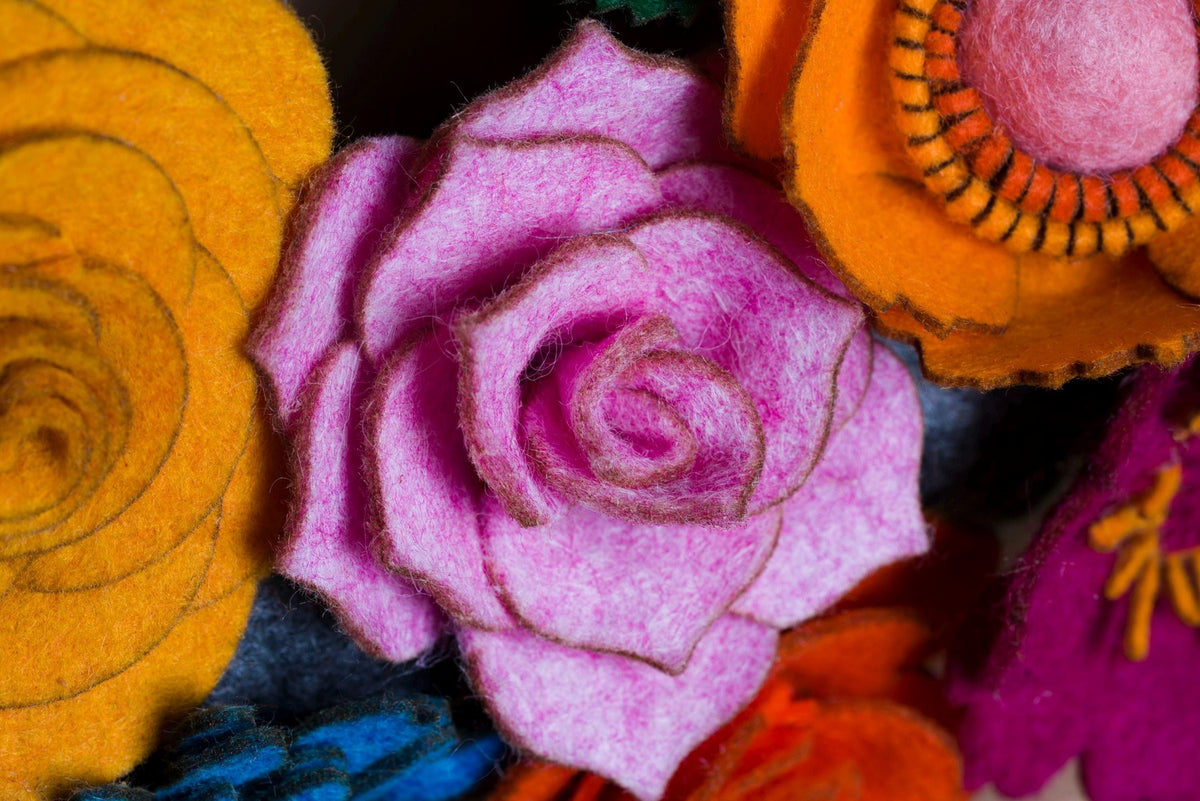 Rustic Felt Floral Wreath - Style 8 - image 6